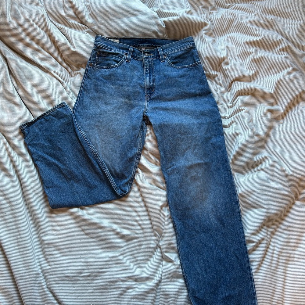 Mid wash Levi Baggy Dad jeans
